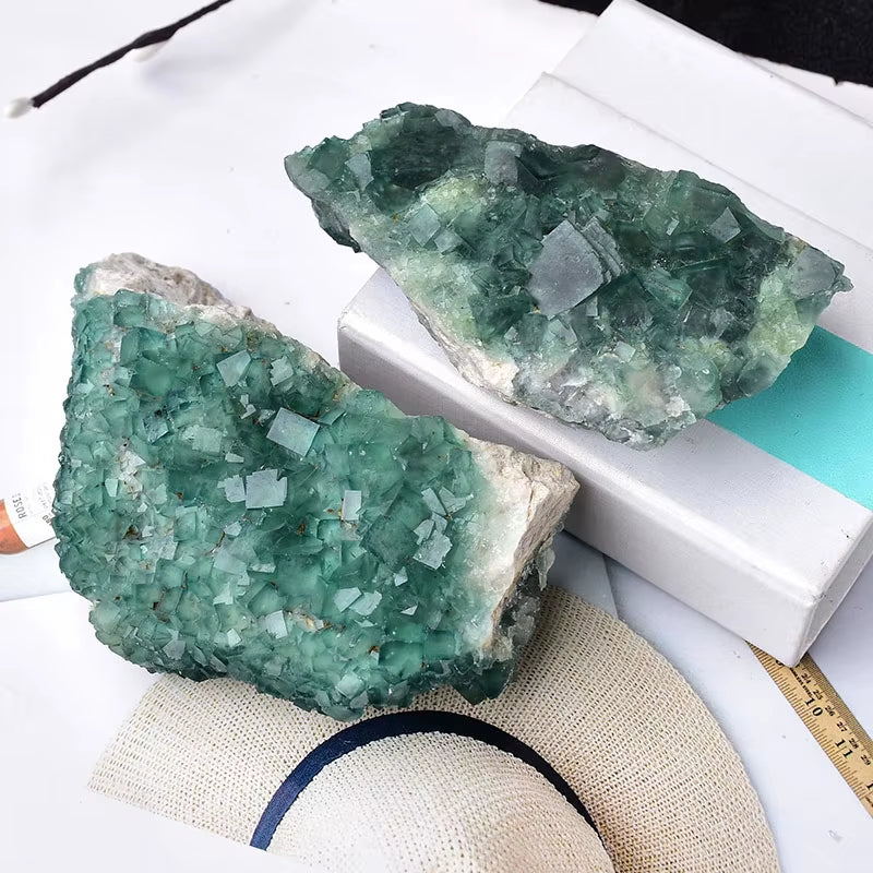 100% Natural Stone Green Fluorite Mineral Crystal Specimen Cluster Mineral Crystal Stones Health Energy Healing Stone Decoration