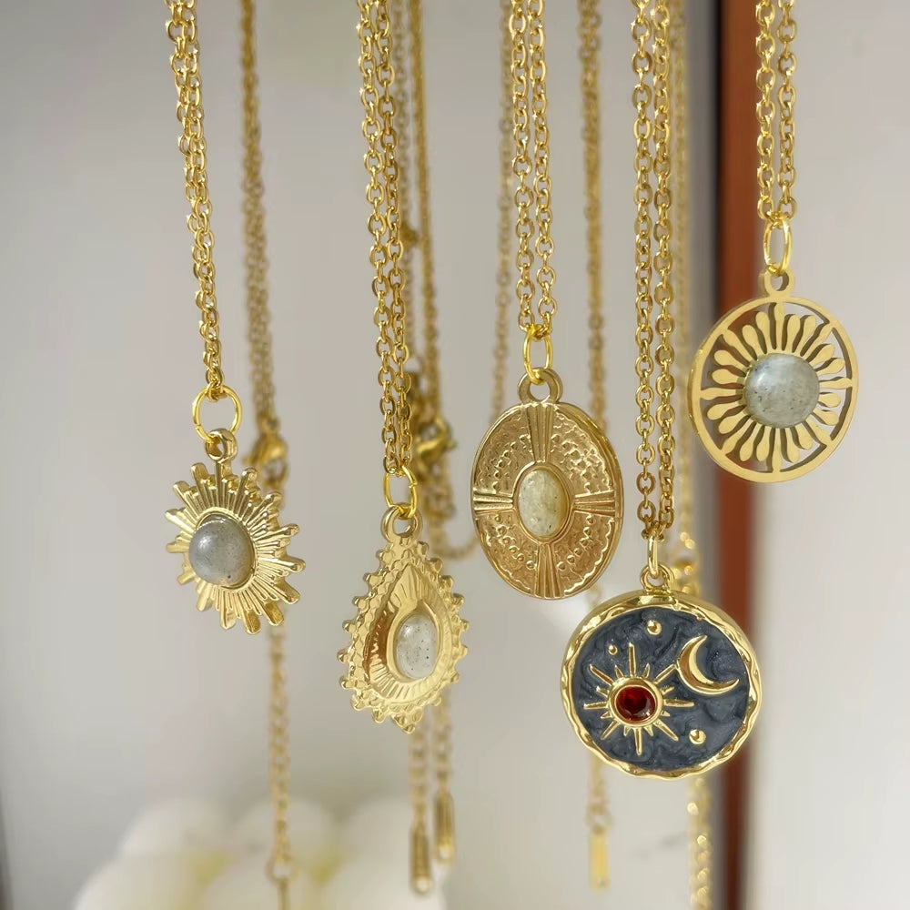 2022 New Gray Enamel round Star Sun Charm Natural Stones Pendants Necklace Stainless Steel Clavicle Chain Jewelry