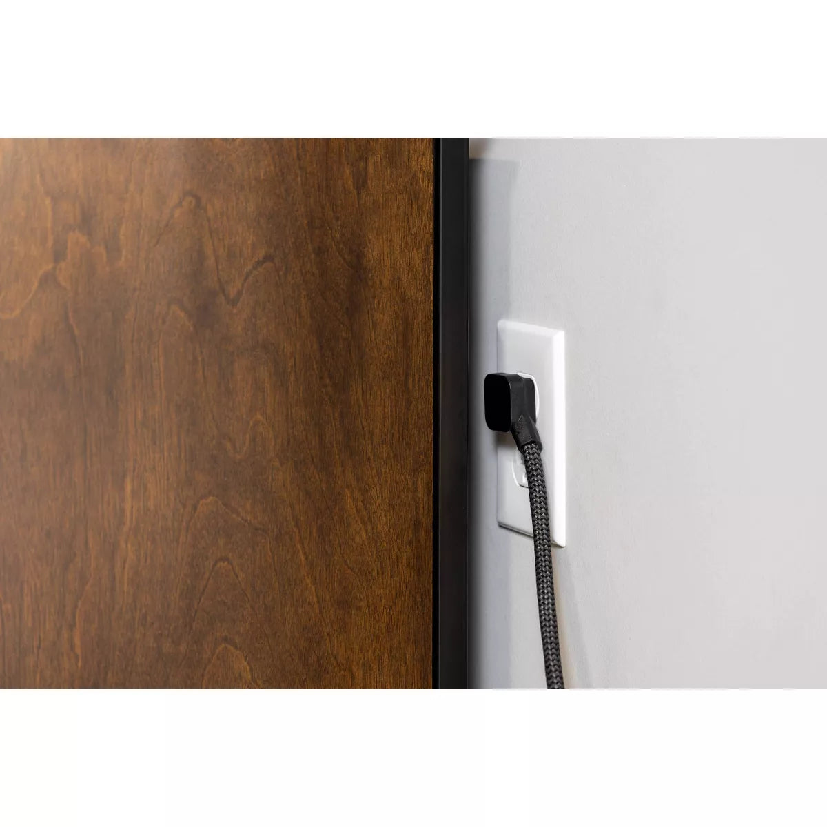 GE 10-Outlet Surge Protector 2 USB-A and 1 USB-C 3540J 4' Braided Cord Black: Extension Cord & Outlet Extender