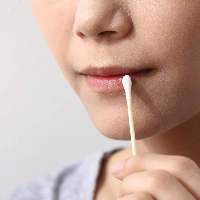 100Pcs Disposable Double-Ended Cotton Swabs for Ear Cleaning and Makeup Removal