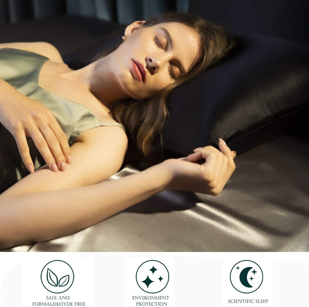 100% Mulberry Silk Pillowcase for Hair and Skin, Both Side 19 Momme Silk Pillowcase, 1Pc (Standard 20''X26'', Black)