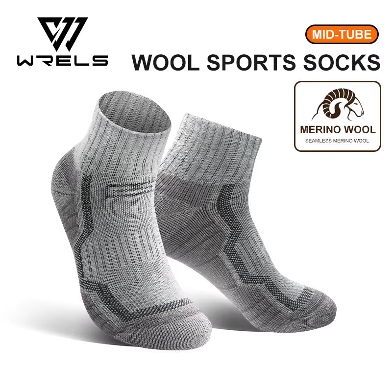 Merino Wool Socks for Men, Super Thick Hiking Socks Thermal Socks for Cold Weather Compression Running Sock for Man Women