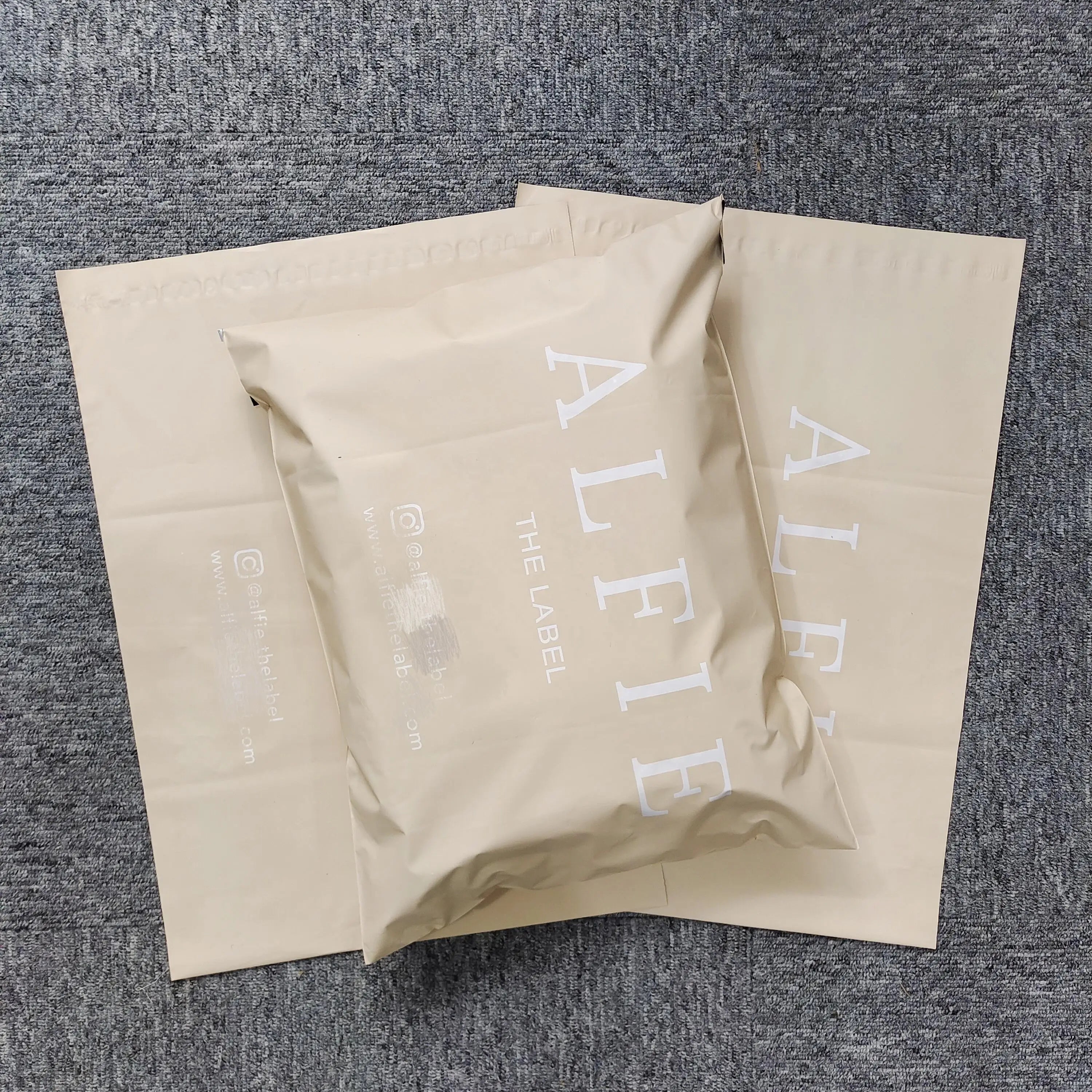 Biodegradable Poly Shipping Mailers Nude Matte Custom Poly Mailing Bags Poly Shipping Mailers