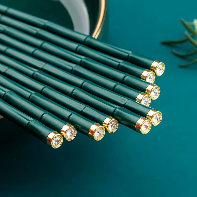 High-End Japanese Stainless Steel Chopsticks Set Metal Non-Slip Steel Chopstick Reusable Food Sushi Sticks Kitchen Tools
