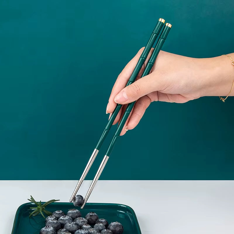 High-End Japanese Stainless Steel Chopsticks Set Metal Non-Slip Steel Chopstick Reusable Food Sushi Sticks Kitchen Tools