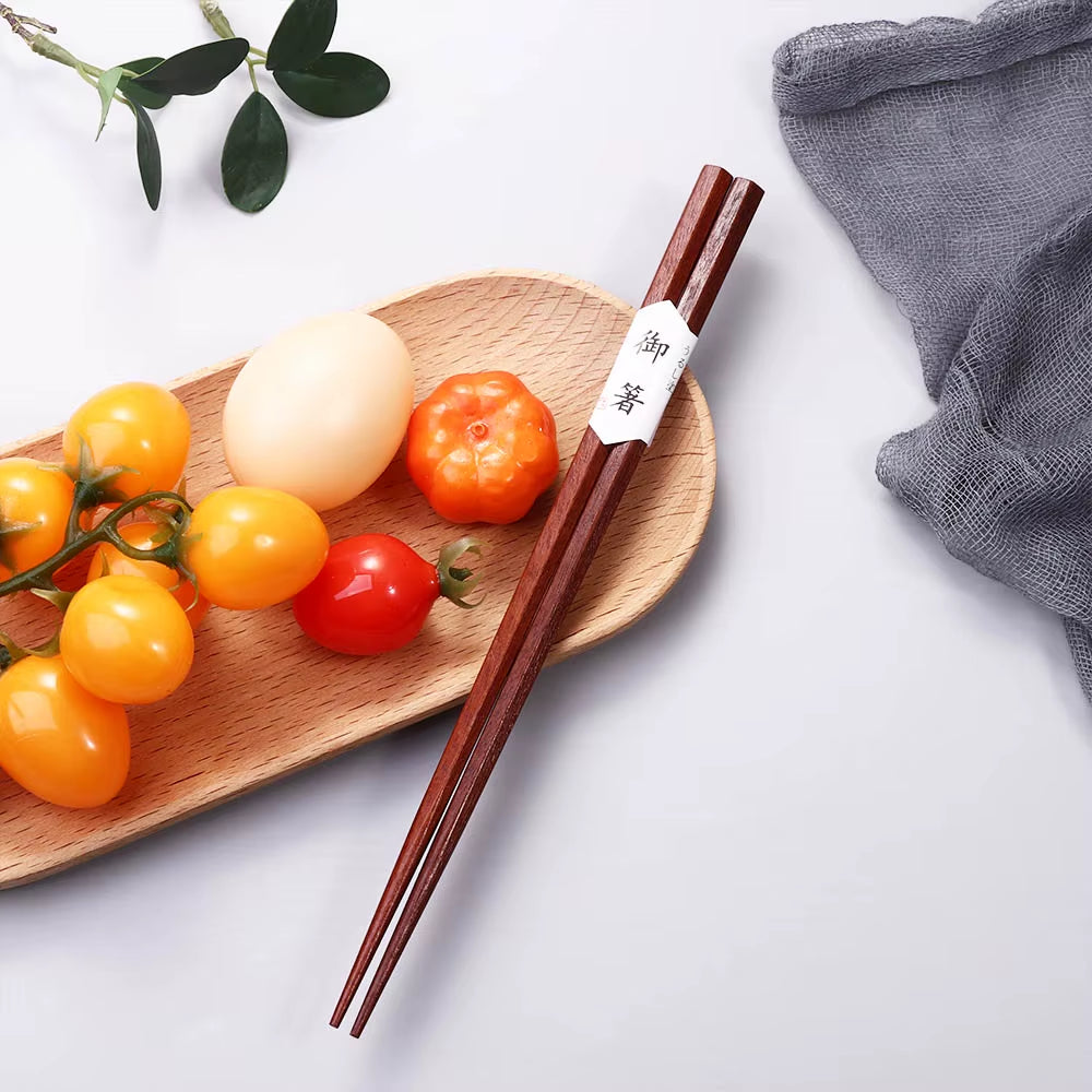 Japanese Style Natural Wooden Chopsticks for Creative Pattern Tableware Kitchen Tool Restaurant Decorations