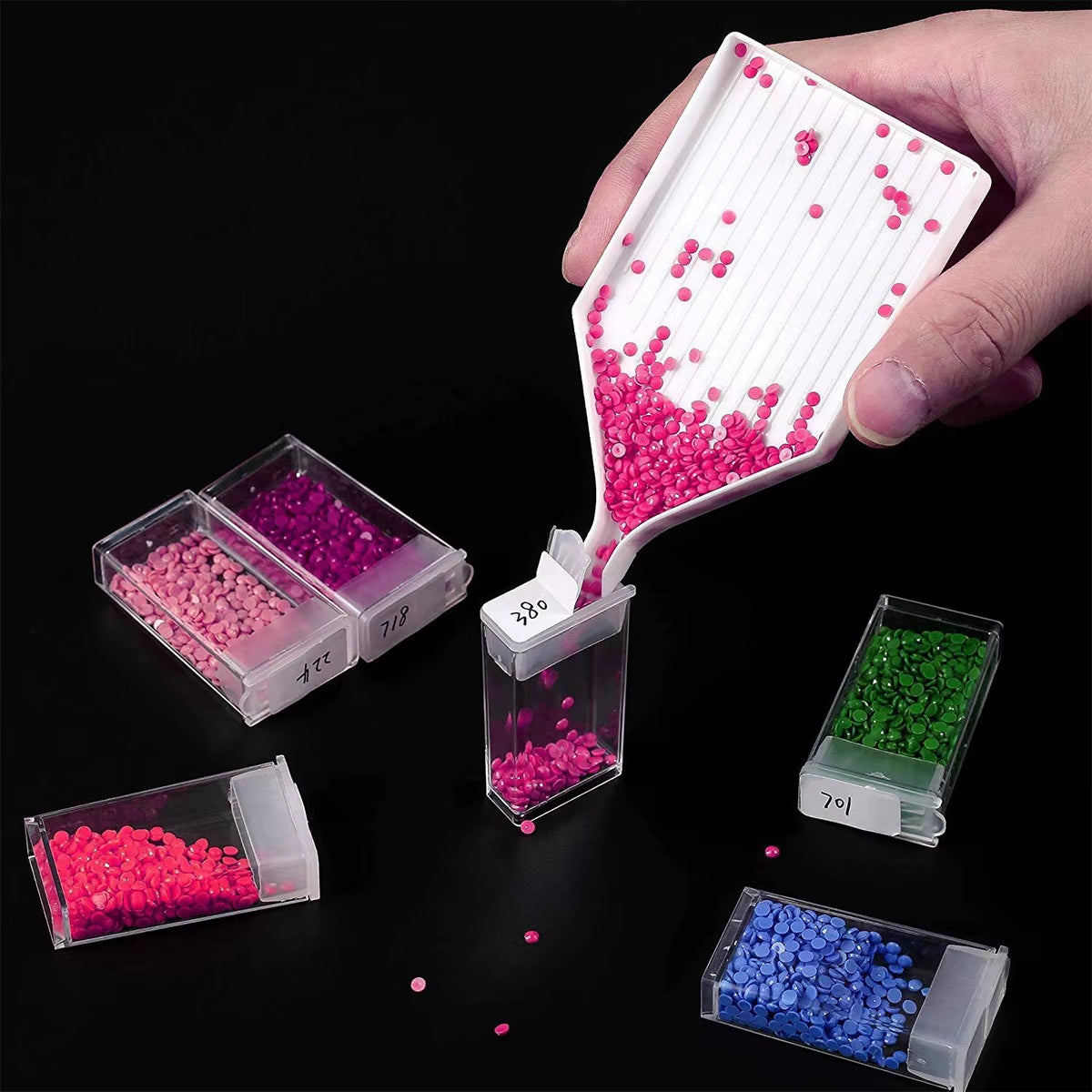 Seed Storage Box 64 Slots Seed Organizer with Lid Grid Box Planting Plant Seed Container with 64 Label Stickers